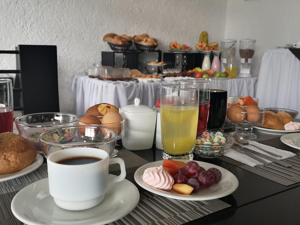 Hotel Bellavista Quito Ngoại thất bức ảnh